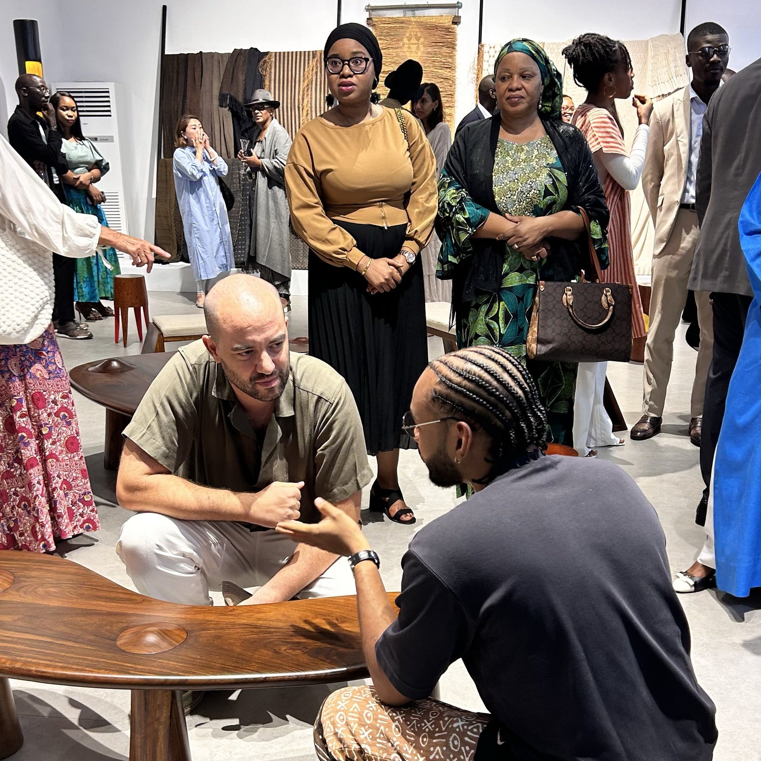 Matières & Gestes — exposition privée à Abidjan