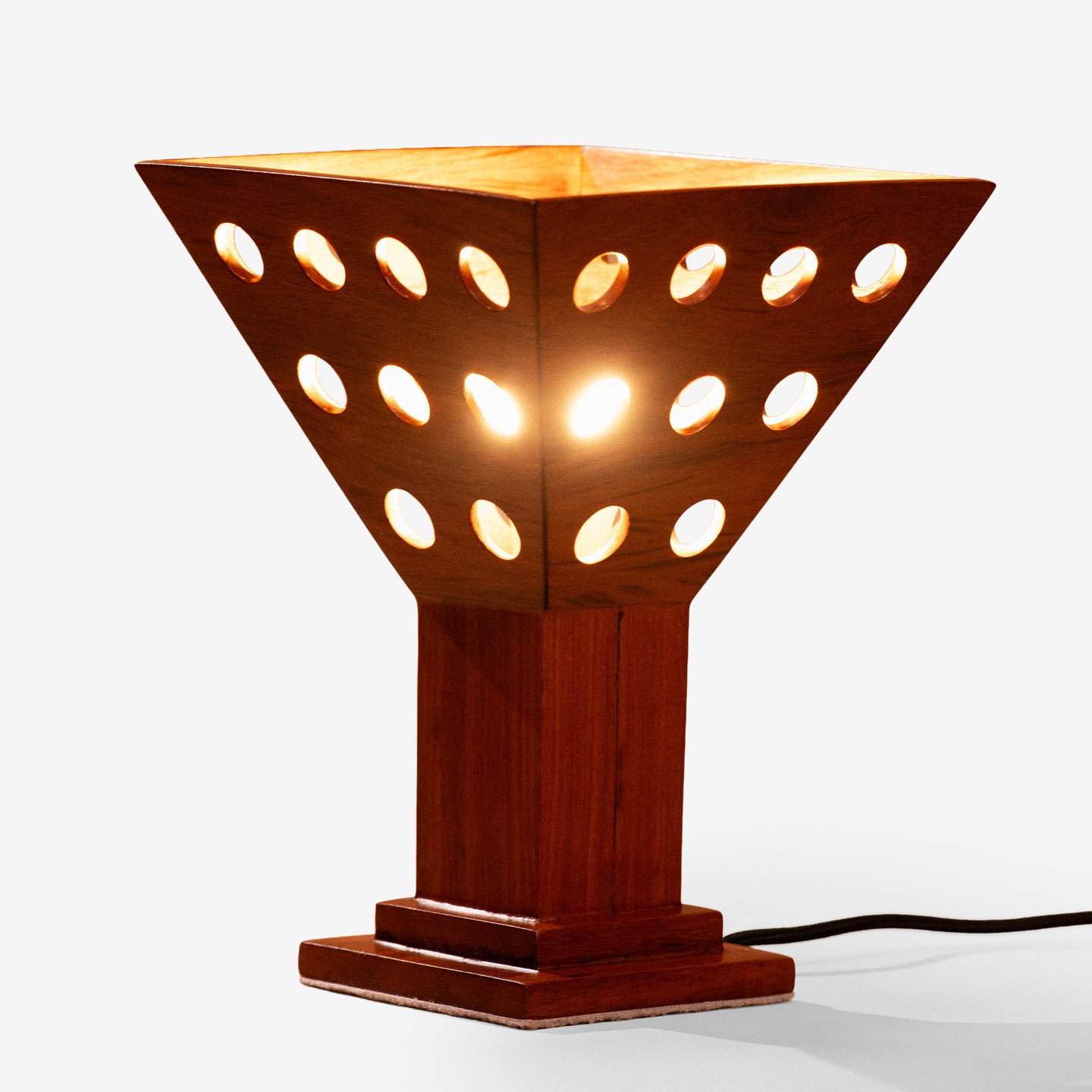 Oko Lamp | Lamp 