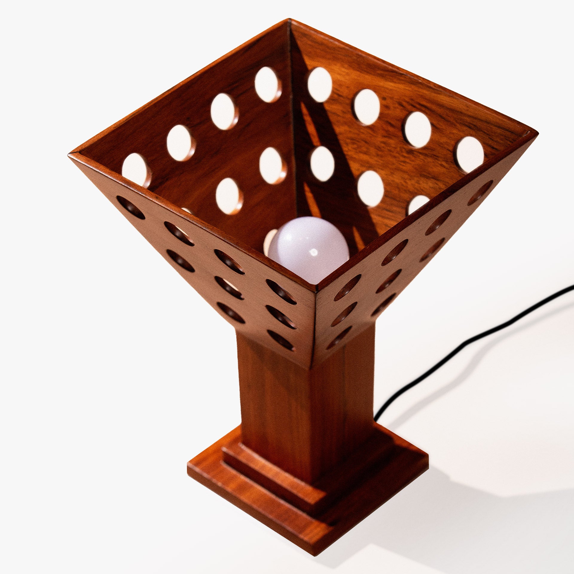 Oko Lamp | Lamp 